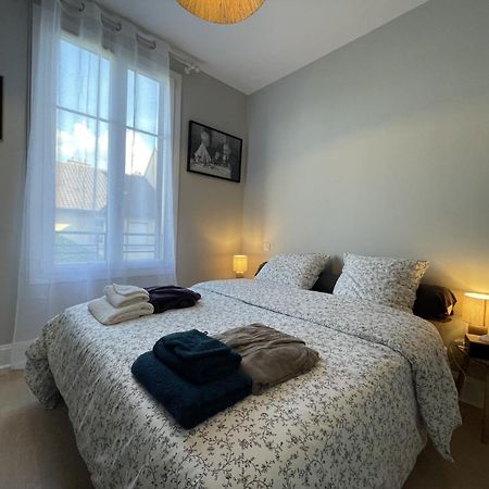 Le Treize Au Coeur Du Bouchon Apartment Троа Екстериор снимка
