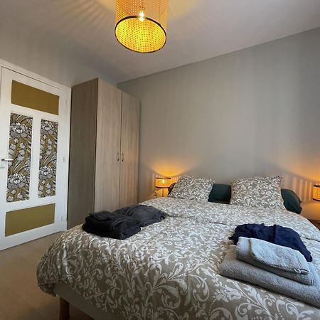 Le Treize Au Coeur Du Bouchon Apartment Троа Екстериор снимка