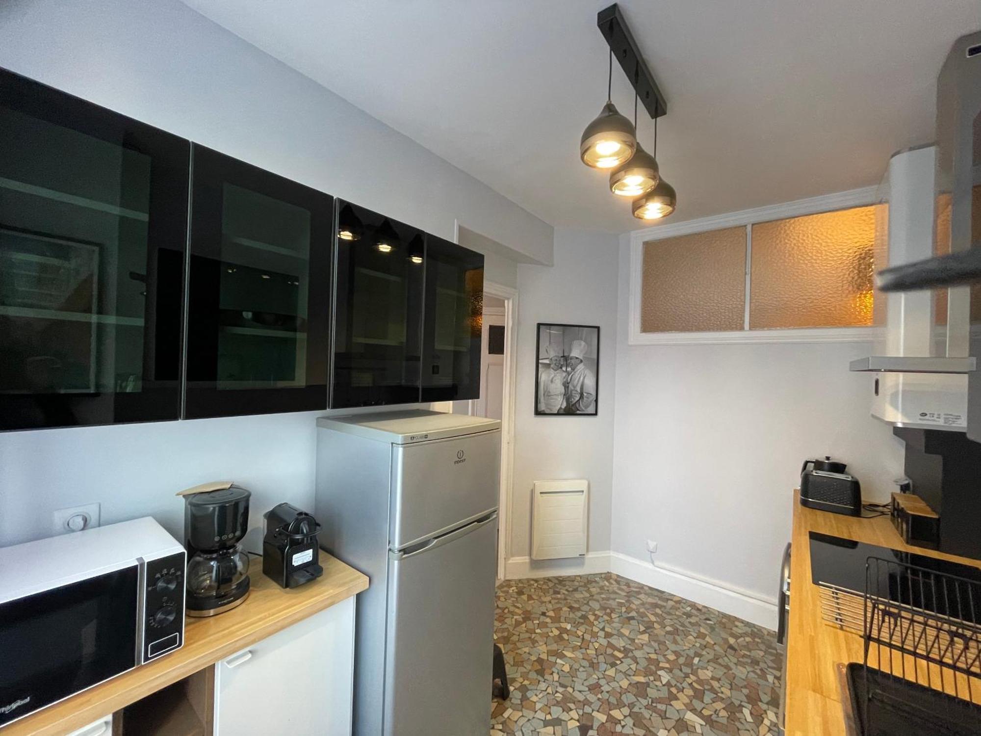 Le Treize Au Coeur Du Bouchon Apartment Троа Екстериор снимка